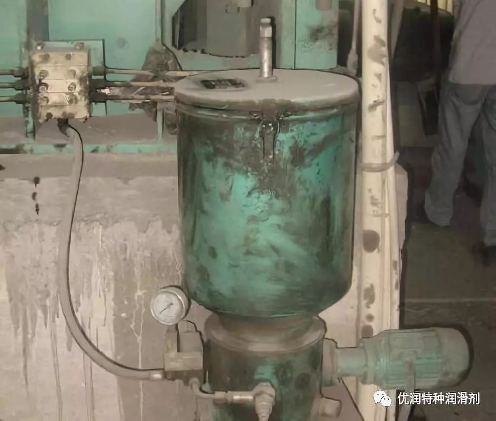 轴承盖端面凹槽的作用_轴承盖端面_轴承的端盖